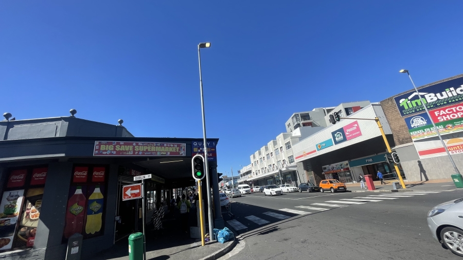 To Let commercial Property for Rent in Woodstock Western Cape